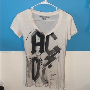 AC/DC 
BAND T-SHIRT